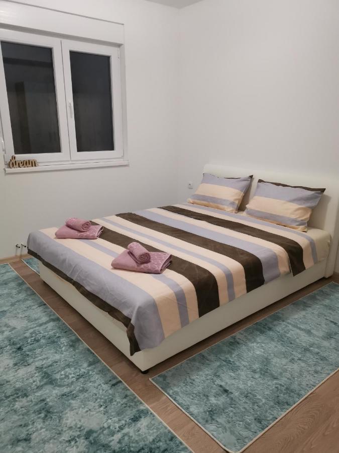 Apartman And Rooms Dream House モスタル エクステリア 写真