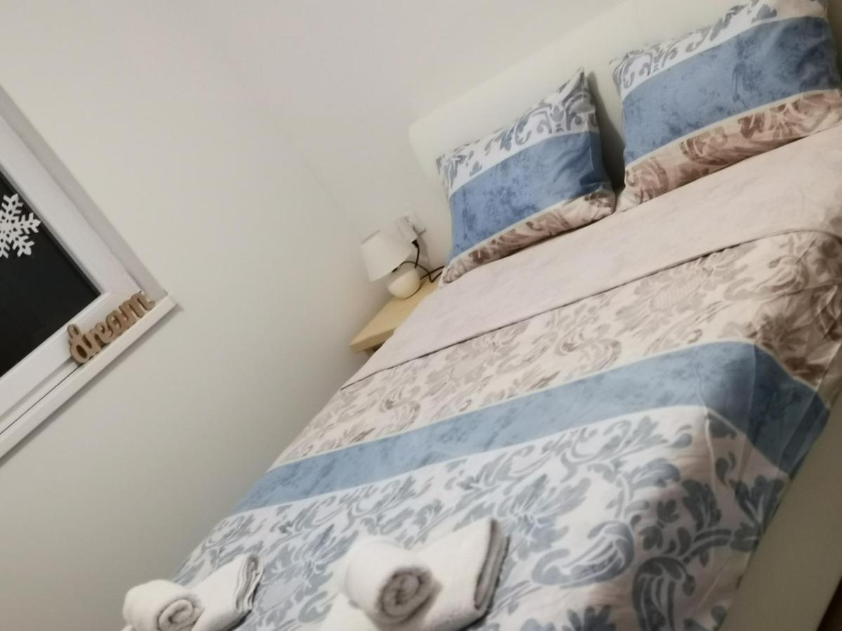 Apartman And Rooms Dream House モスタル エクステリア 写真