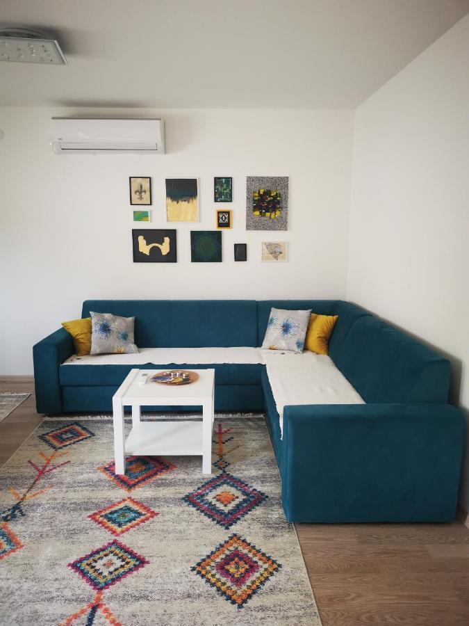 Apartman And Rooms Dream House モスタル エクステリア 写真