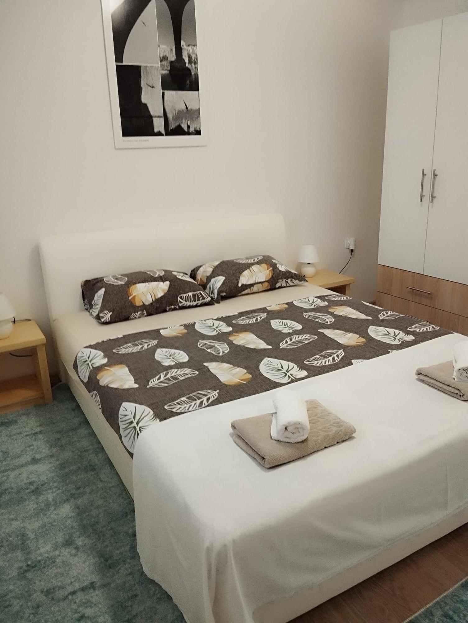 Apartman And Rooms Dream House モスタル エクステリア 写真
