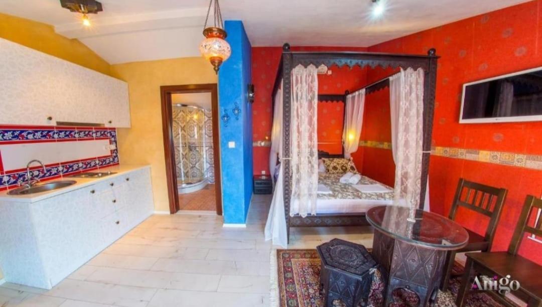 Apartman And Rooms Dream House モスタル エクステリア 写真